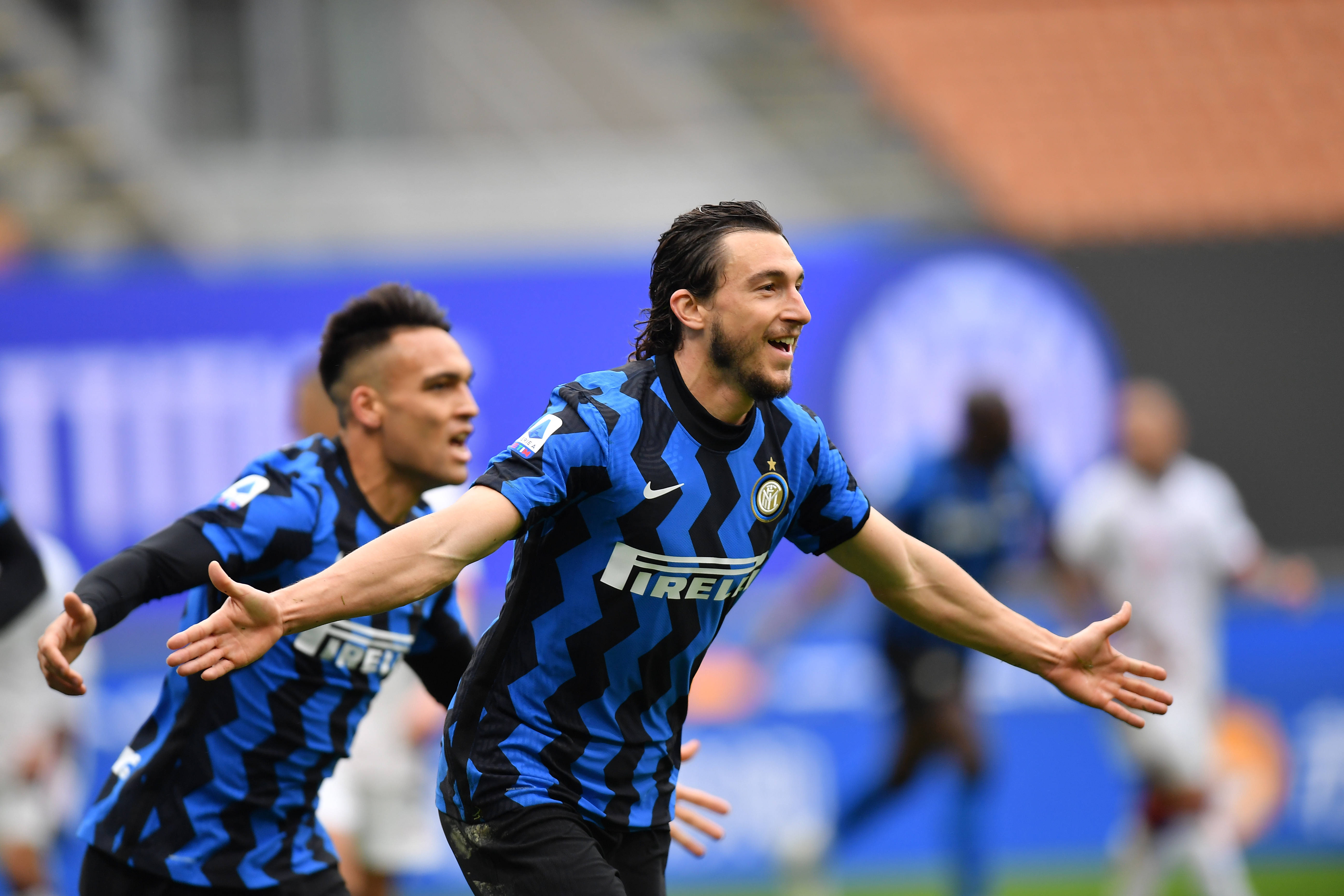 记者丨米兰vs科莫海外赛告吹