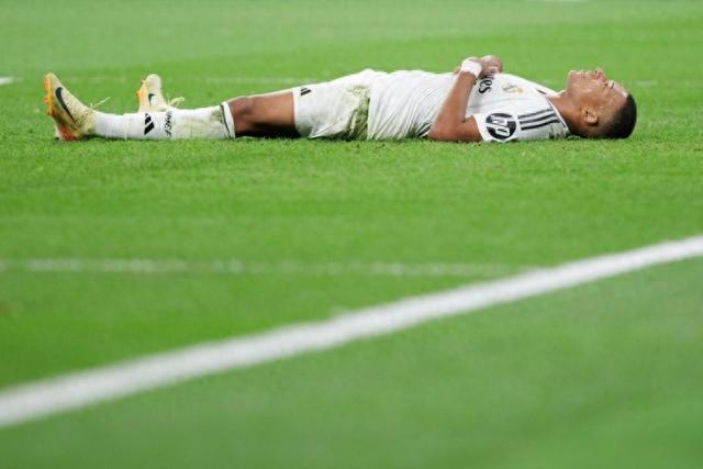 加比亚：这必须成为教训，因为我们已经多次以这种方式丢分了