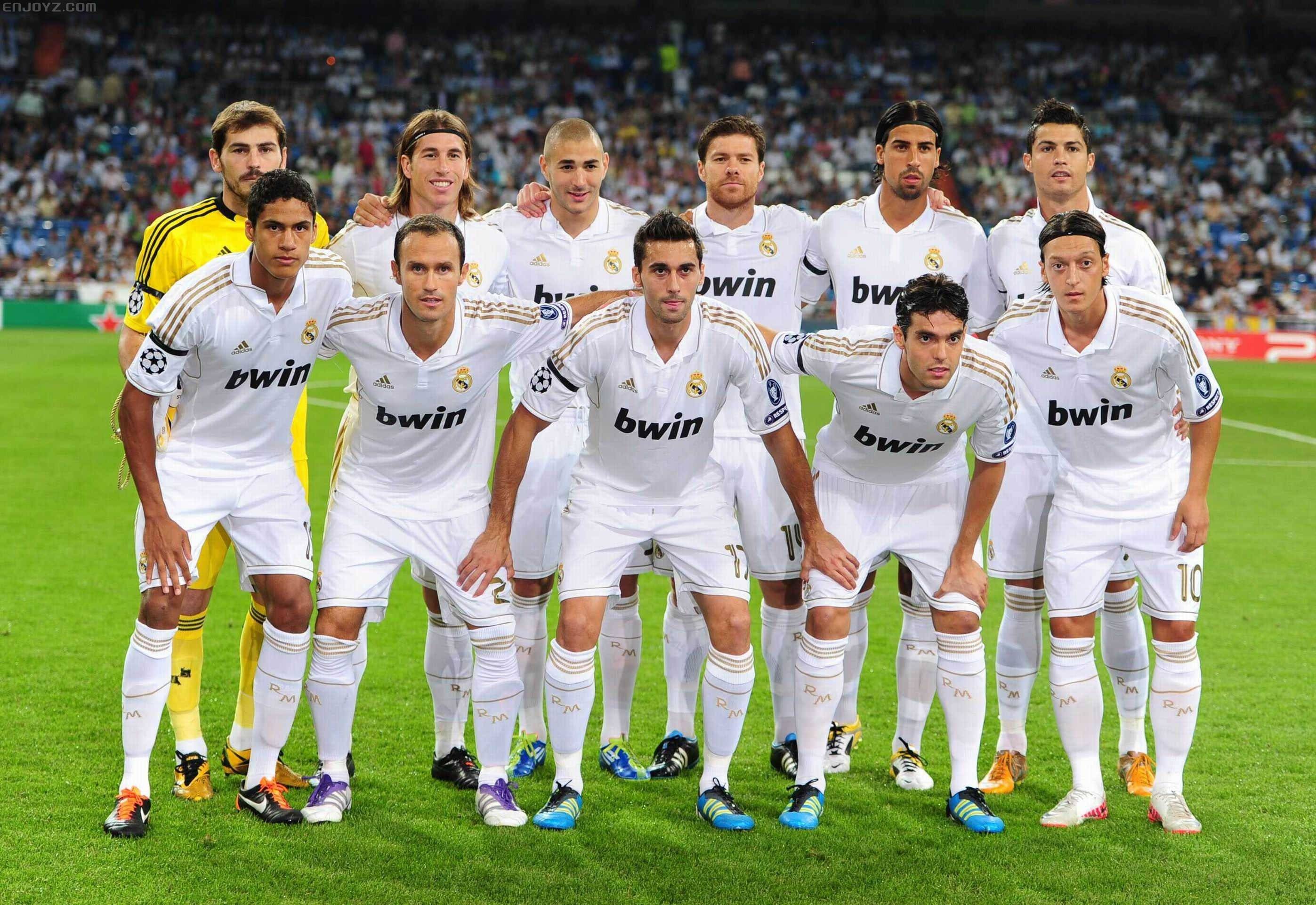 造6次机会+助攻，姆伯莫当选喀麦隆1-0加蓬全场最佳球员（创6次机会并送助攻，姆伯莫当选喀麦隆1-0加蓬之战全场最佳）