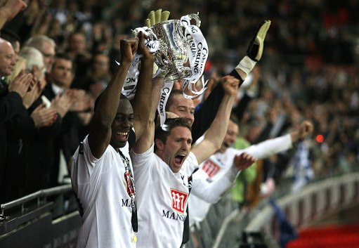 NBA：凯尔特人延续强势 双探花合砍60分