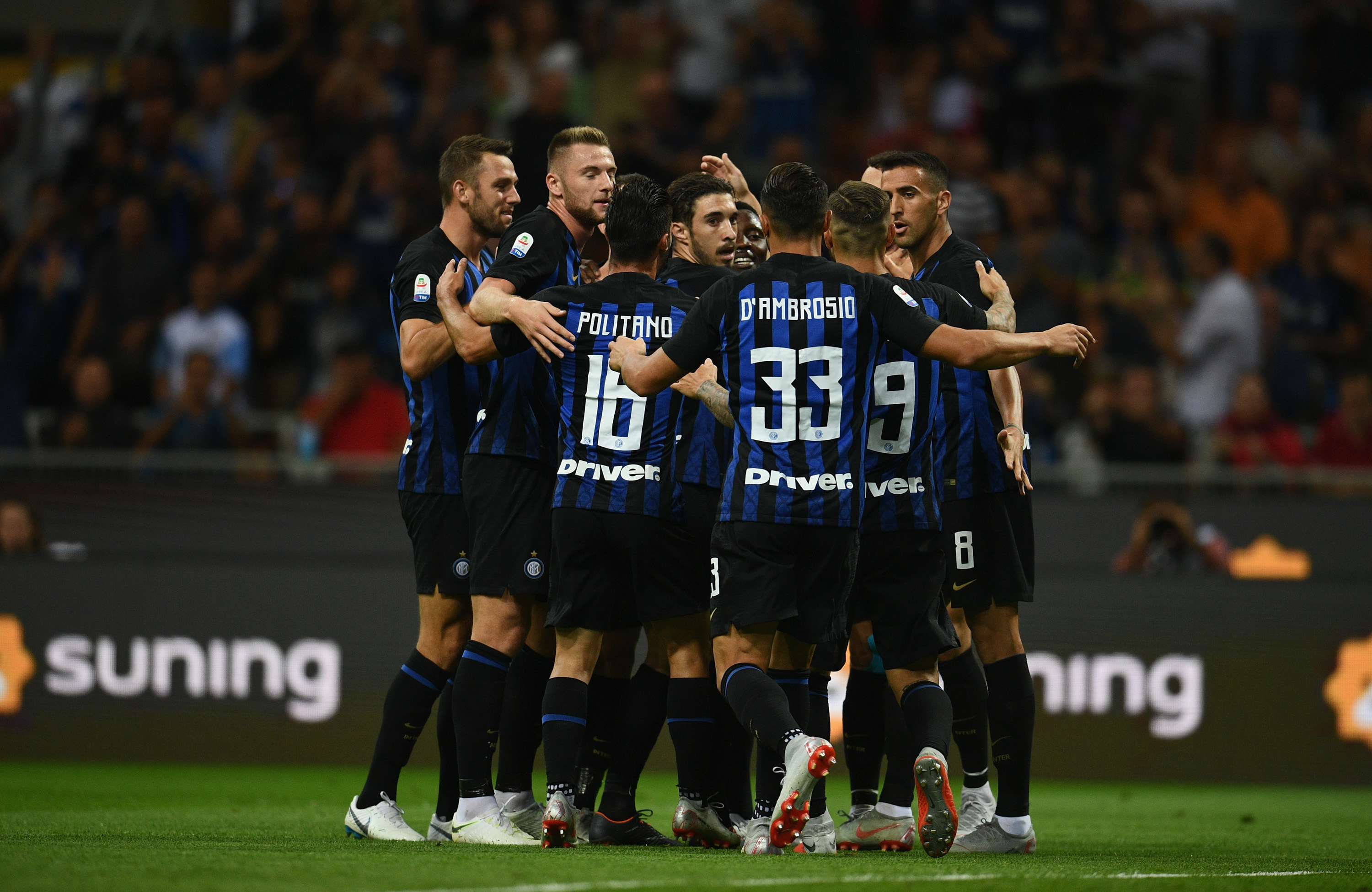 欧冠淘汰赛前瞻：巴黎对阵切尔西,（欧冠淘汰赛焦点战：巴黎圣日耳曼对决切尔西）