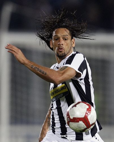 姆巴佩双响＋助力皇马重回胜轨＋15轮16球＋进球数多于西甲10队！（姆巴佩梅开二度助皇马重回正轨：15轮16球，个人进球数已超西甲10队）