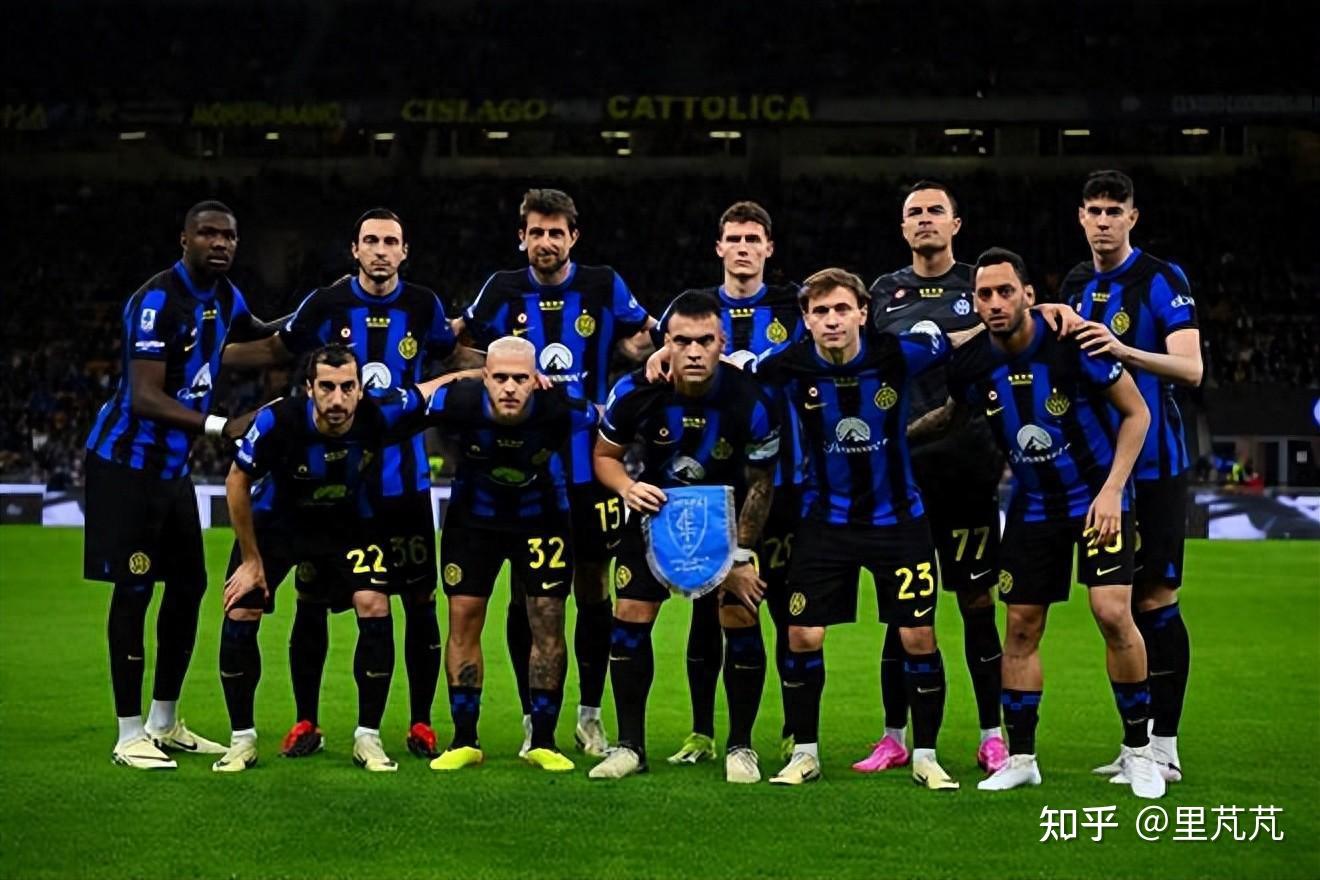 英媒：热刺主帅弗兰克已经与托尼进行会谈，球员有望重返英超（英媒：弗兰克已与托尼会面，热刺或促其重返英超）