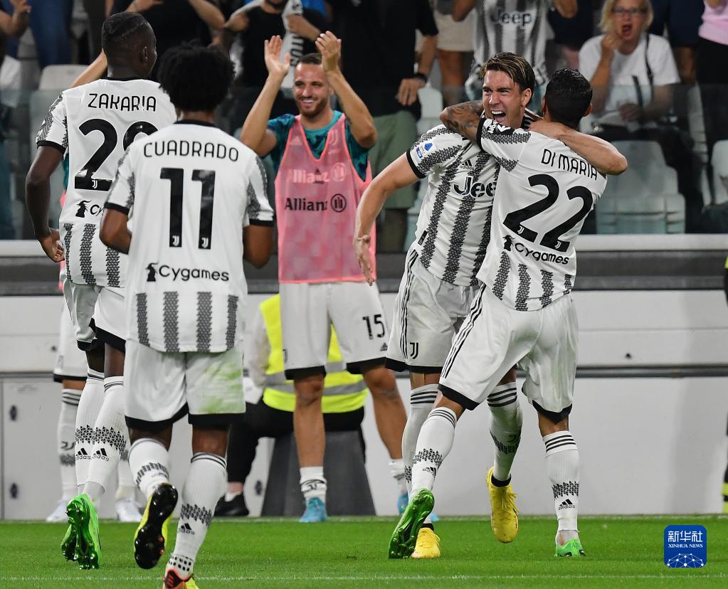 足协杯决赛国安vs河南首发：4外援PK5外援，张玉宁、王上源出战