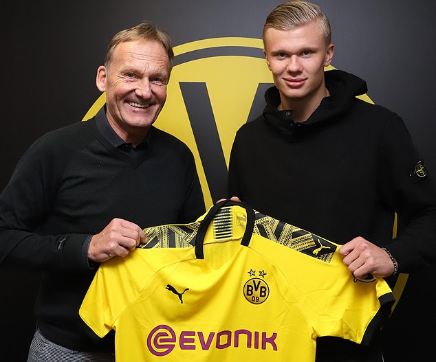 历史战绩碾压!多特主场对门兴豪取12连胜（多特主场对阵门兴豪夺12连胜，历史优势尽显）