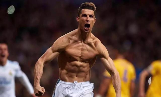 凯尔特人以138-129击败魔术，凭借高命中率和高效进攻取得关键胜利。