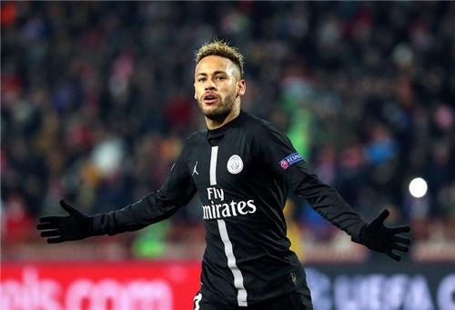 天王盖地虎！汉堡后卫复刻2017年吉鲁的神级蝎子摆尾