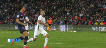 足球英超争冠形势复杂，六队仍有希望（英超冠军归属尚未明朗，六队依旧有望问鼎）