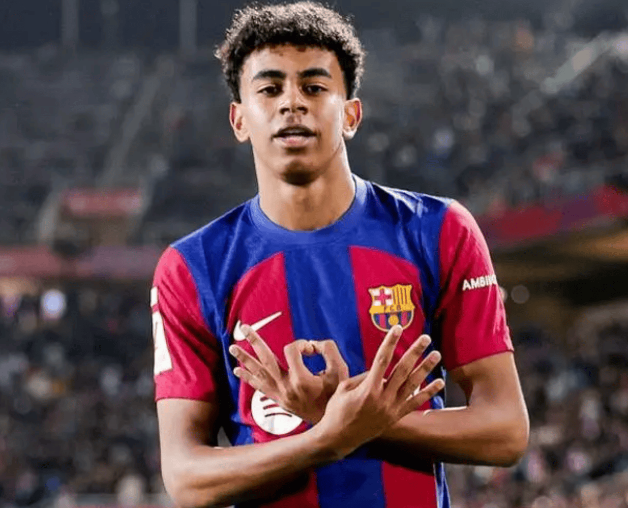 还是做不到！申花第5次屈居中超亚军，成历史亚军数最多球队（又与冠军无缘！申花第5次中超屈居亚军，历史亚军次数第一）