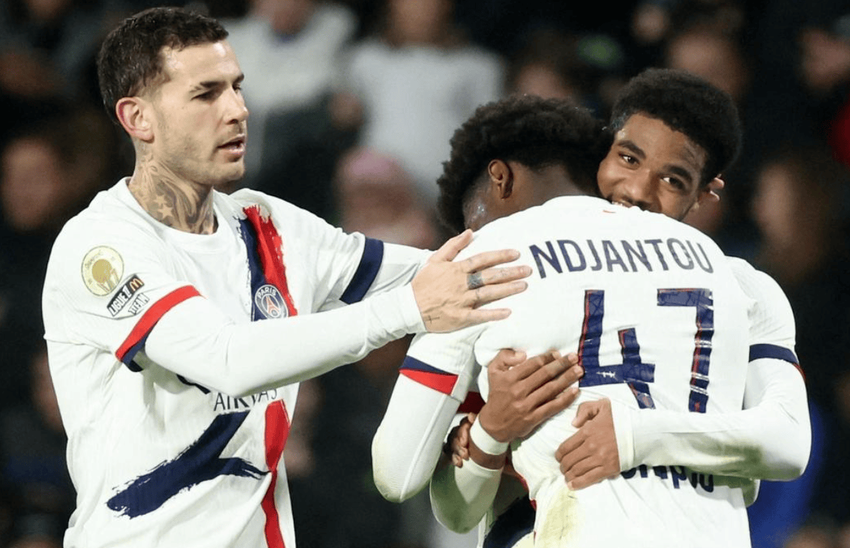 篮球勇士替补大前锋表现惊艳