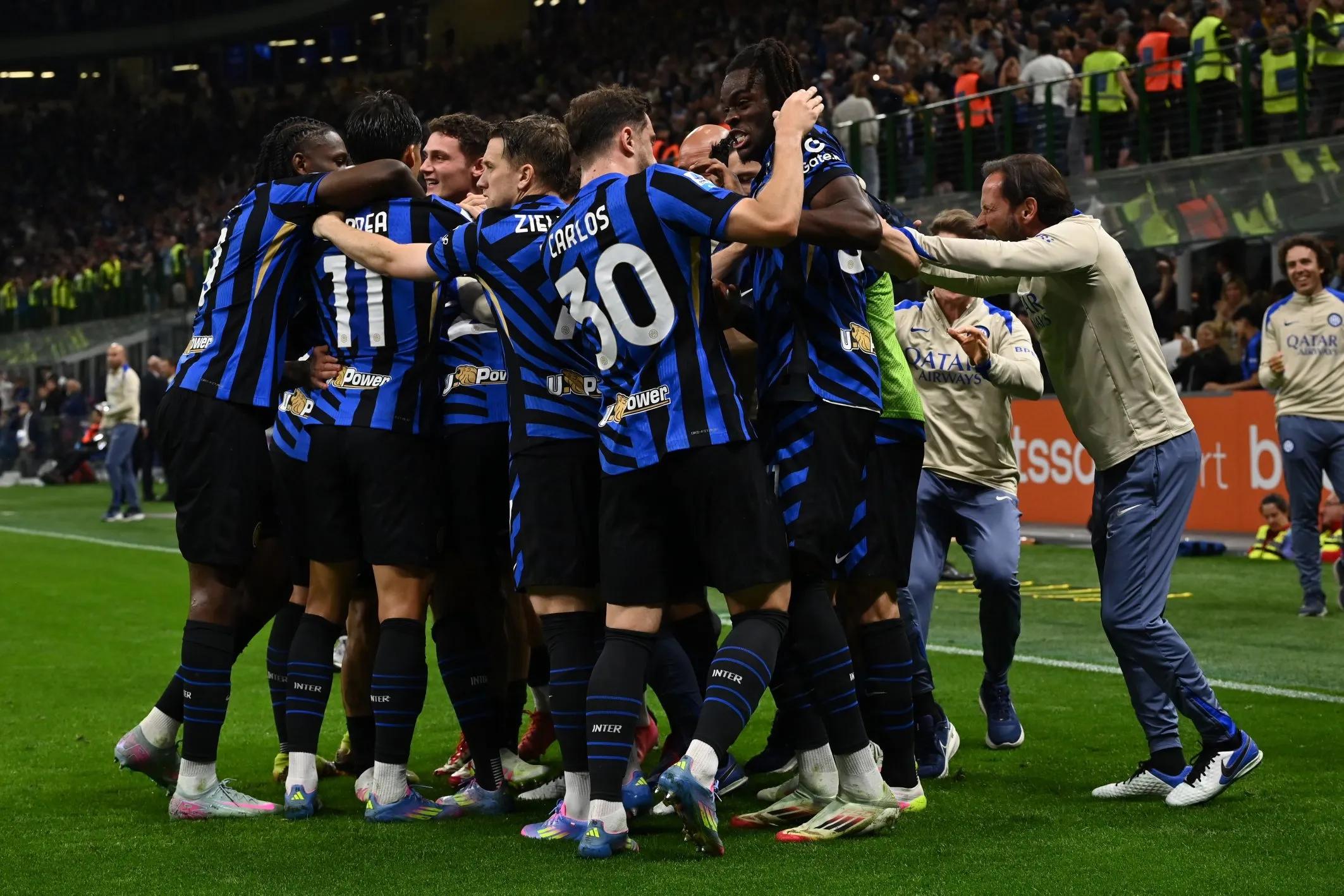 阿夫迪亚连续5场25+5+5，追平利拉德保持的队史纪录